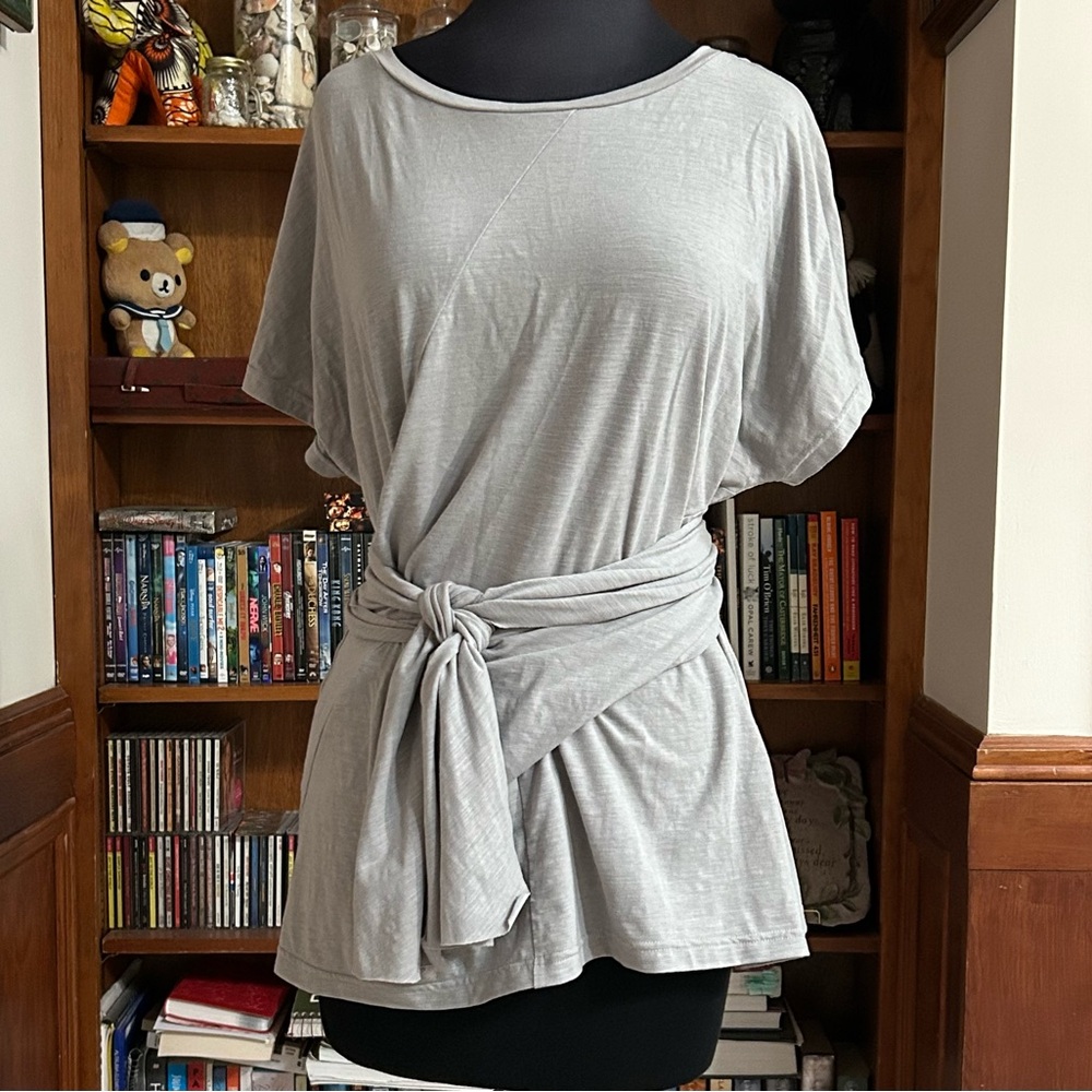 MAAC London Harbor Tie Waist T-Shirt - Medium